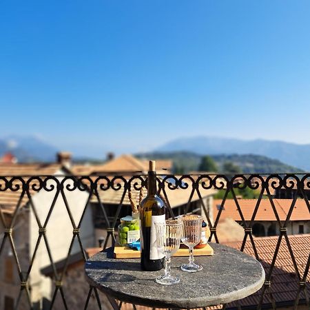 Appartamento Storico Con Giardino Soleggiato - B&B Via Rinaldi Arto Centonara Экстерьер фото
